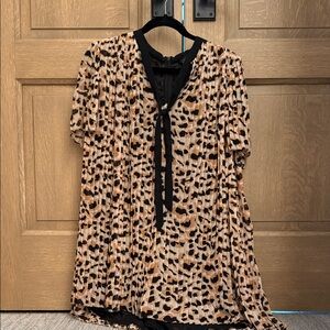 Zara Leopard Print Pleated Women's dress/jumpsuit built in.